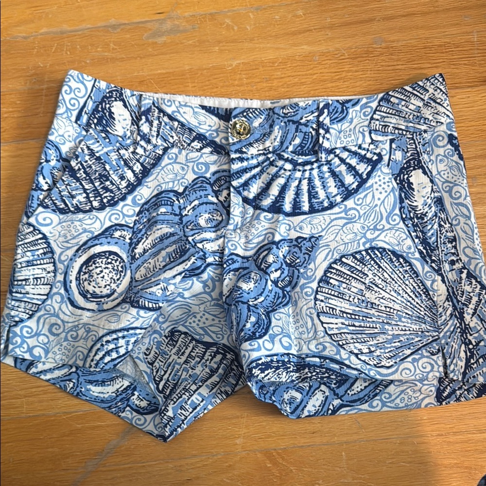 Blue Seashell Print Women's Shorts Lilly Pulitzer